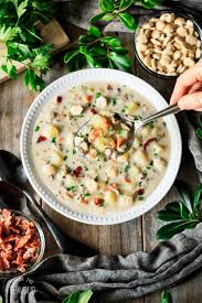 Easy Clam Chowder (New England Style) – Steph Gaudreau