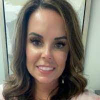 Cassie Hollis's Instagram, Twitter & Facebook