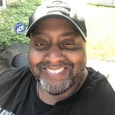 Which is the funniest Hyacinth's warning 5 ? Watch the cyclist and watch  the lorry!