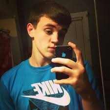 Devin Vance (@xDevify)