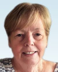 Renee Jacques's Instagram, Twitter & Facebook