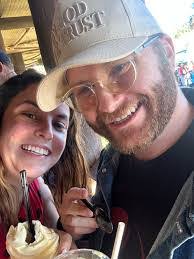 Hannah Toth's Instagram, Twitter & Facebook