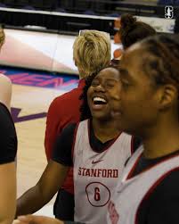 You could say Alyssa Jerome is thriving these days... Team captain checking  in from the Stanford Football spring game! #GoStanford