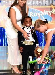 Boys Beauty Pageants Got A Winning Smile Universal Royalty Beauty Pageant Is Ready To Crown You Mr Or Miss Universal Beauty Pageant Baby Pageant Pageant
