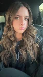 Meredith Kendall's Instagram, Twitter & Facebook