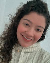 Alessandra Carneiro (@alee.carneiro) · Instagram 照片和视频