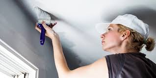 Popcorn ceilings — a style trend that originated in the '60s — are nothing more than texture added to drywall and plaster ceilings, which was considered a great way to add visual and textural interest. How To Paint A Ceiling After Removing Popcorn Dallas Paints