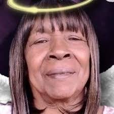 Ernestine Bennett's Instagram, Twitter & Facebook