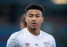 Man utd man nails crossbar challenge. West Ham Transfer Blow As Manchester United Offer Jesse Lingard New Three Year Contract After Starring In Loan Spell With Hammers