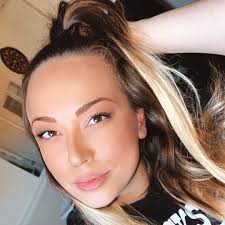 Stream Shawna Gomez music