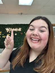 Carolyn Bey's Instagram, Twitter & Facebook