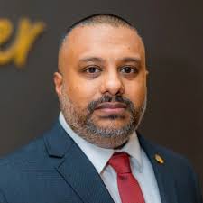 How to Set Realistic Expectations with Clients in Software Project  Management