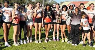 Haug's four gold medals lead Refugio to Hub City Relays championship