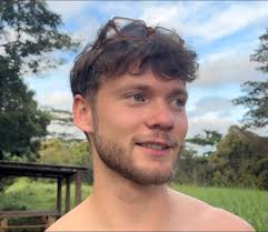 Hey everyone, I wanted to ask a question so feel free to answer/reply. Has  anyone spoken to a Donor that has no picture of themselves