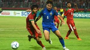 Penjaring gol umar hakeem 84'. Live Streaming Indonesia Vs Malaysia Di Semifinal Aff U 19