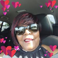 We'd like to send a warm welcome to our newest neighbor, the Marriott  Marquis Houston, which officially opened its doors and lit up the  one-of-a-kind Texas-shaped lazy river pool yesterday in #DowntownHouston!