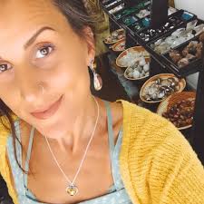 Ashley Wix's Instagram, Twitter & Facebook