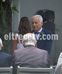Drcormillot.com ofrece una amplia cobertura sobre temas de. Todas Las Fotos Del Casamiento Secreto De Alberto Cormillot Y Estafania Pasquini Eltrece