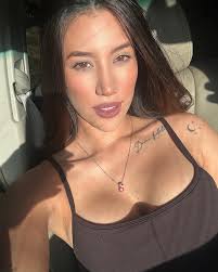 Alejandra Davila's Instagram, Twitter & Facebook