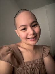 Fight my fellow warrior! God is good He won't leave you! Andddd you're so  pretty!