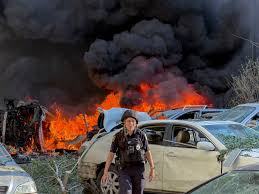 At least 22 killed as Russia and Ukraine trade heavy attacks