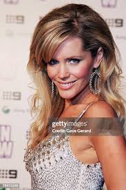 40 Photos & High Res Pictures