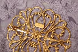 dolce gabbana brooch