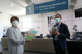 El gobierno anunció este jueves cambios en 25 comunas en el marco del plan paso a paso, donde 18 zonas del país avanzarán de fase, mientras que otras siete retrocederán. Gob Cl Articulo Ministra Consuelo Valdes Anuncia Itinerario De Reapertura De Espacios Culturales Durante La Fase 4