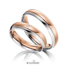 Descubre las alianzas de oro rosa de 18k hechas a medida para ti de manera artesanal en nuestros talleres de madrid. Mehrfarbige Trauringe In Weissgold Rotgold Mit Diamant Als Zeichen Ihrer Innigen Verbundenheit Acessorios Femininos Aliancas Acessorios