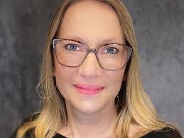 Lana Lott's Instagram, Twitter & Facebook