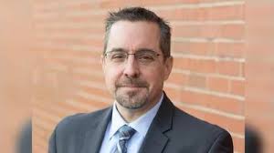 24,582 lawyers in good standing in cities within Cook County as of Q4 2024 