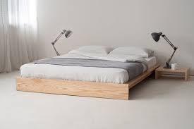Dan dikerjakan langsung oleh pengerajin berpengalaman handmadejepara.com, sehingga terjamin akan kualitas produk furniture. 60 Model Tempat Tidur Minimalis Gambar Harga 2021 Rumahpedia