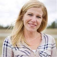 Lindsay Kish's Instagram, Twitter & Facebook