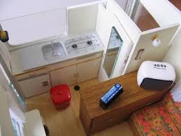 La Caravane Tesserault De Christophe Miniaturama Caravane Maison De Poupee Maison Miniature