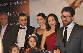 Sinema, türk filmleri, vizyondakiler, diziler ve fragman portalınız. Kizim Ve Ben Filminin Galasi Gerceklesti