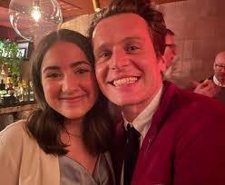 Beth Grace's Instagram, Twitter & Facebook