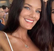 Hi all!😊 Would love your thoughts