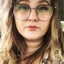 Sheri Abernathy's Instagram, Twitter & Facebook