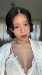 Short Hair Inspiration: Stylish Cuts for Women