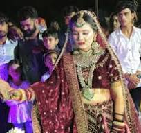 Drunken groom abused during jaimala ceremony, In Mainpuri ...