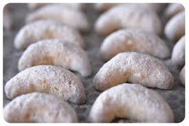 Petits Croissants De Noel Petit Croissant Recette Croissant Biscuit De Noel