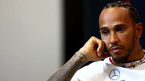 Formel 1 ade? Lewis Hamilton bringt jetzt eigene Songs raus!