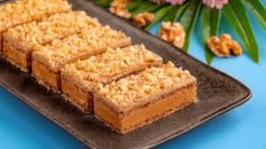 Tort pavlova cu cafea (tort de bezea cu cafea). Prajitura Cu Blat De Bezea Si Nuca Youtube