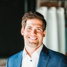 Ryan Deforest's Instagram, Twitter & Facebook