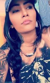 Leslie Escobar (@lizzy55560)