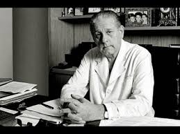 2000 was a century leap year starting on saturday of the gregorian calendar, the 2000th year of the common era (ce) and anno domini (ad) designations, the 1000th and last year of the 2nd millennium, the 100th and last year of the 20th century, and the 1st year of the 2000s decade. A 17 Anos De La Muerte De Rene Favaloro Especiales Hoy Historia Youtube