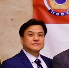 Mark Kim (@markthkim) • Facebook