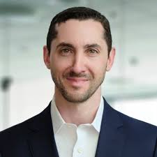 I'm proud to share that I have recently been promoted to Director, Defined  Contribution Consultant at BlackRock! Incredibly grateful to all my  colleagues, clients, family, and friends who have…