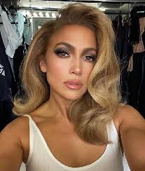 Nessuna paura di stravolgere e di rovinare la chioma. Diamoci Un Taglio Tagli Capelli Autunno 2020