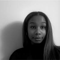 Elise Dyer's Instagram, Twitter & Facebook